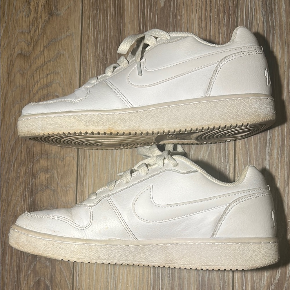 Nike Ebernon Low-Top Sneakers 7.5